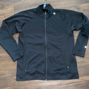 Engineered warmth Black jacket
